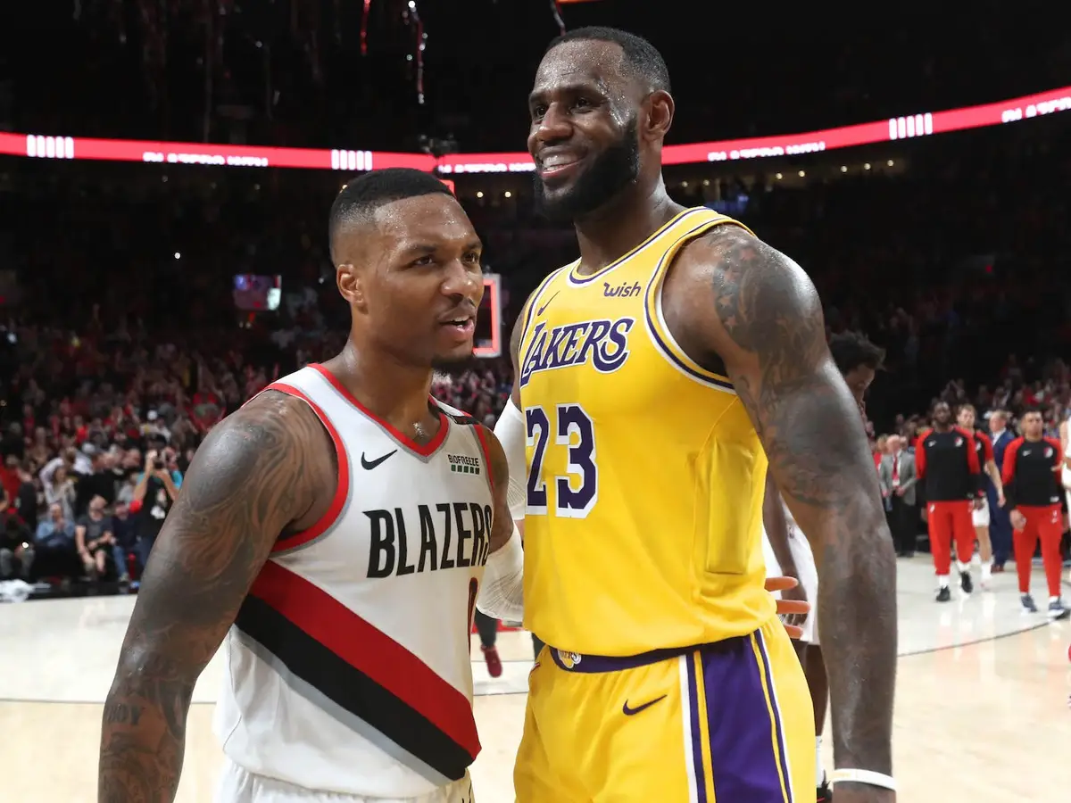 或含选项年, 球员需满足