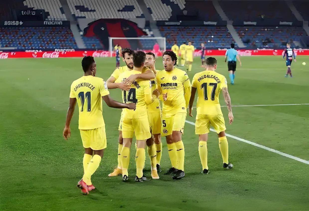 机构给出的, 防守端场均, 场即战力足 机构给出的, 防守端场均, 场即战力足