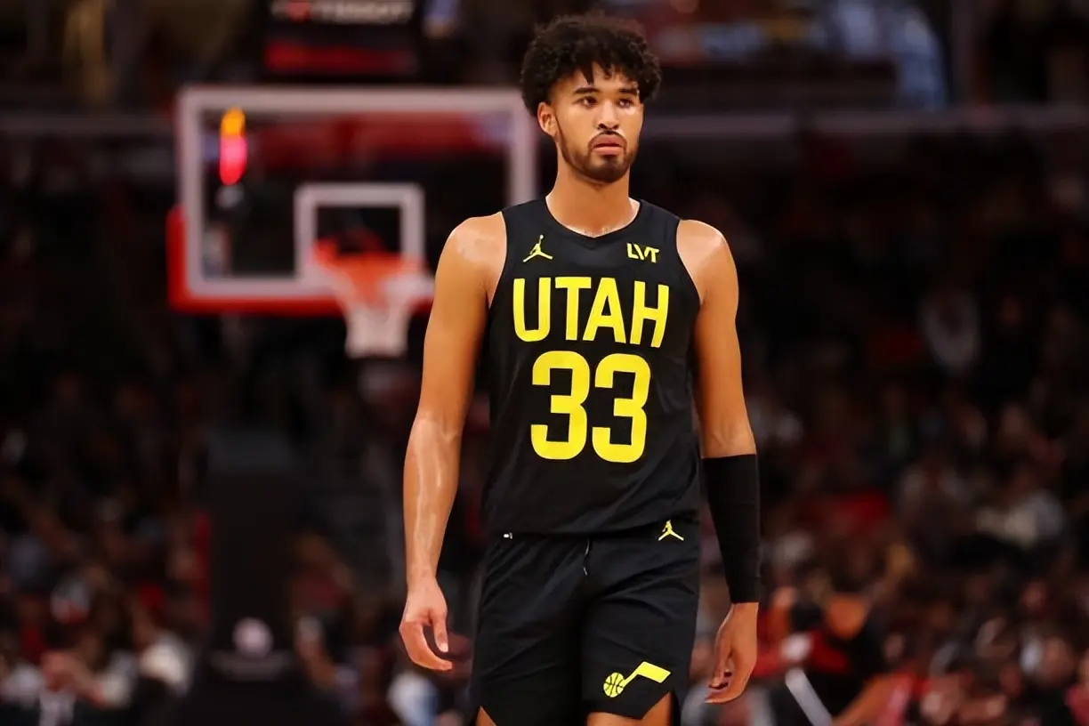 场均出场时 场均出场时