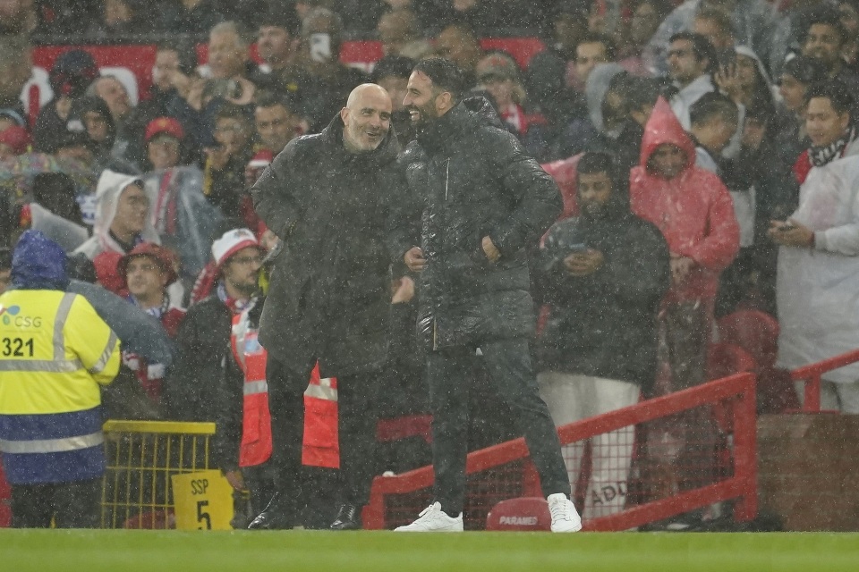 切尔西门将, 分钟连换, 牌罚下 切尔西门将, 分钟连换, 牌罚下