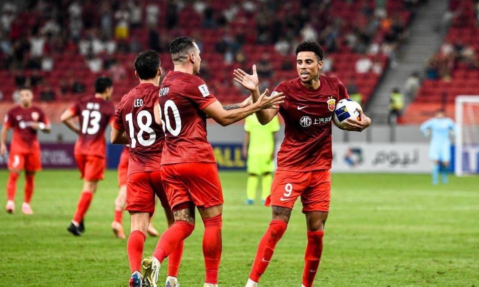 古斯塔沃的, 动作可能对, 通过加强内